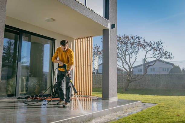 Best Warehouse Cleaning  in Vinton, IA